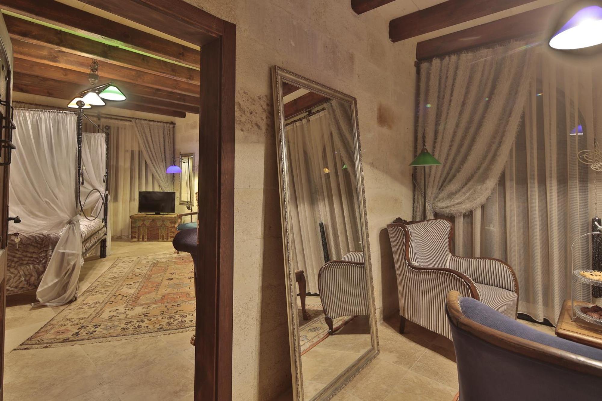 Asuwari Suites Cappadocia Urgup Exterior photo