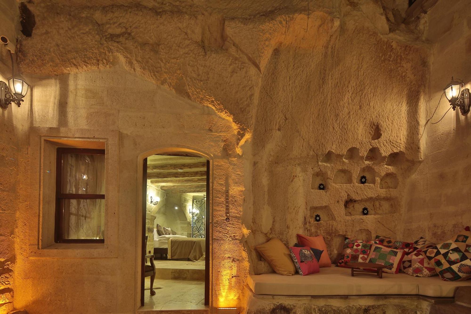 Asuwari Suites Cappadocia Urgup Room photo