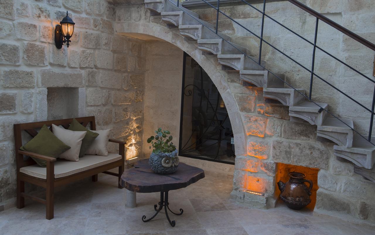 Asuwari Suites Cappadocia Urgup Exterior photo